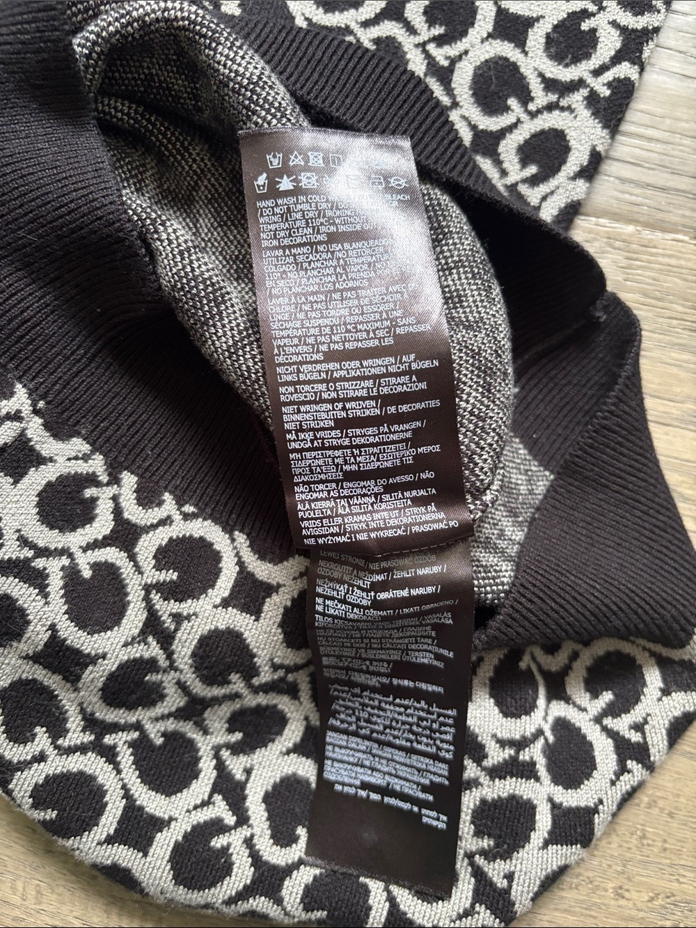 Guess | Eco Gianni Black and White Sleeveless Knit Logo Mini Dress Size Medium - Picture 12 of 14
